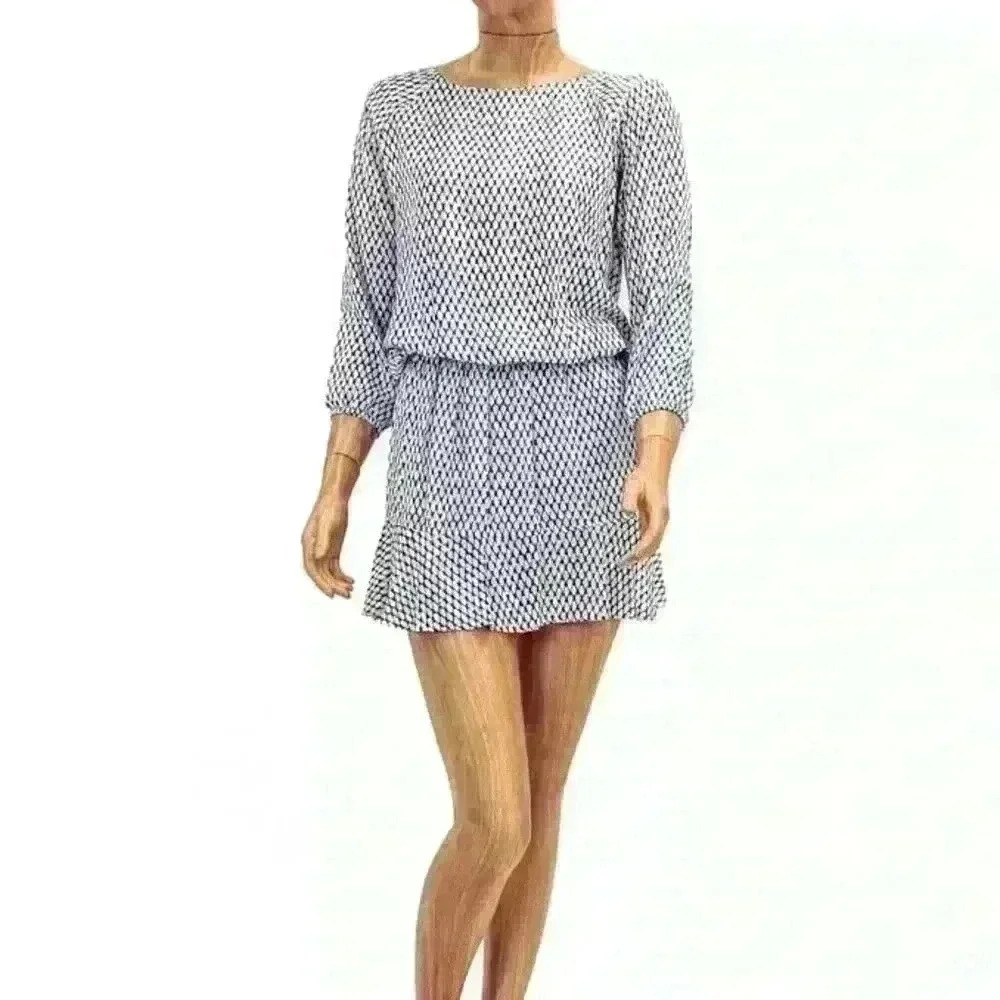 Soft Joie dress-read details